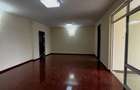 2 Bed Apartment with Gym in Lavington - 18
