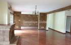 5 Bed House with En Suite in Rosslyn - 9
