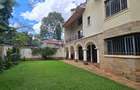 5 Bed Townhouse with En Suite at Lavington Green - 17