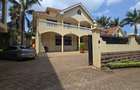 4 Bed Townhouse with En Suite in Lavington - 1