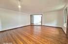 5 Bed Townhouse with En Suite at Lavington - 2