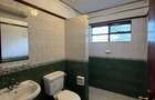 4 Bed Townhouse with En Suite in Brookside - 10