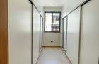 4 Bed Apartment with En Suite in Spring Valley - 9