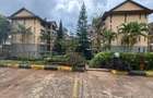 3 Bed Apartment with En Suite in Lavington - 1