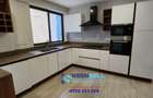 3 Bed Apartment with En Suite in Westlands Area - 6