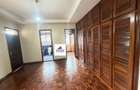 5 Bed House with En Suite in Runda - 10