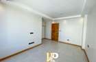 4 Bed Apartment with En Suite in Spring Valley - 16