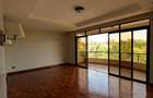 4 Bed Apartment with En Suite at Riverside Drive - 9