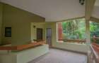 4 Bed Apartment in Riverside - 3