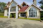 5 Bed House with En Suite at Mimosa Drive - 1