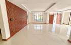 5 Bed House with En Suite at Kyuna - 14