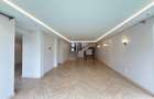 6 Bed Townhouse with En Suite at Lavington - 6