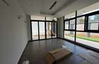 5 Bed Villa with En Suite in Nyari - 5