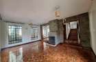 4 Bed Townhouse with En Suite in Spring Valley - 11