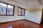 5 Bed Townhouse with En Suite at Lavington - 15
