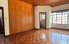 5 Bed Townhouse with En Suite in Lavington - 11