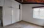 5 Bed House with En Suite at Lavington - 15