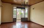 5 Bed House with En Suite in Runda - 9