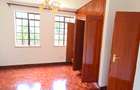 4 Bed Townhouse with En Suite at Lavington Mall - 19