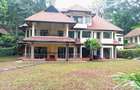 5 Bed Townhouse with En Suite in Rosslyn - 1
