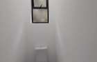 1 Bed House with En Suite in Spring Valley - 6
