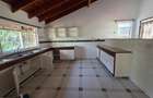 4 Bed House with En Suite in Runda - 12