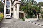 5 Bed Townhouse with En Suite at Ndoto Road - 1