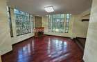 5 Bed House with En Suite in Lavington - 2