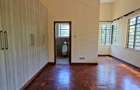 5 Bed Townhouse with En Suite at Lowerkabete - 12