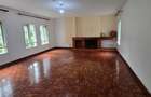 4 Bed House with En Suite at Hill View 44 - 9