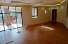 4 Bed House with En Suite in Runda - 8