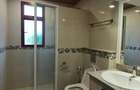 5 Bed Villa with En Suite in Spring Valley - 12
