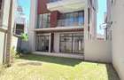 5 Bed Townhouse with En Suite at Lavington Green - 6