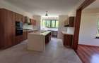 5 Bed House with En Suite in Runda - 6