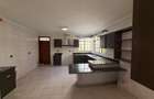 5 Bed Townhouse with En Suite in Lavington - 3