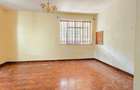 5 Bed Townhouse with En Suite at Mugumo Road - 16