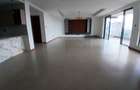 3 Bed Apartment with En Suite at Riverside Drive - 11