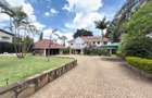 5 Bed House with En Suite in Nyari - 8