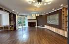 5 Bed House with En Suite in Runda - 2