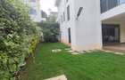 7 Bed Townhouse with En Suite in Nyari - 7