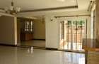 5 Bed Townhouse with En Suite in Kitisuru - 14