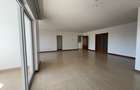 Serviced 2 Bed Apartment with En Suite in Kilimani - 12