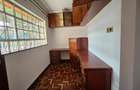 5 Bed House with En Suite in Runda - 10