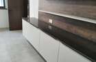5 Bed Apartment with En Suite in Spring Valley - 9