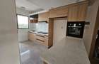 3 Bed Apartment with En Suite at Riverside - 9