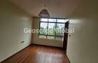 3 Bed Apartment with En Suite in General Mathenge - 10