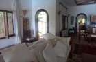 4 Bed Villa with En Suite at Bofa - 9