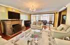 5 Bed Townhouse with En Suite in Rosslyn - 12
