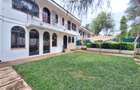 5 Bed Townhouse with En Suite at Riverside Drive - 2