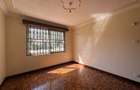 2 Bed Apartment with En Suite at Lantana Road - 8